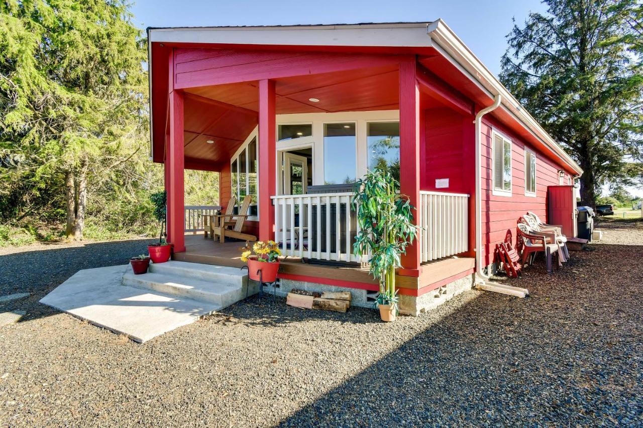 Ocean Shores Retreat With Porch And Canal Views! Eksteriør bilde